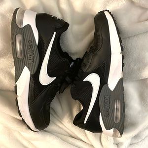 Nike Air Max Excee Sneaker